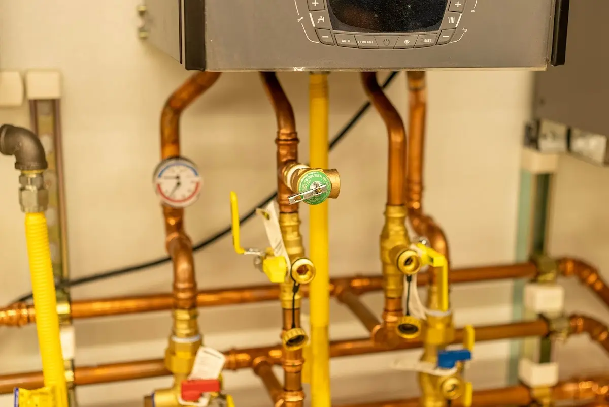 Licensed technician providing Pipe Repair for a homeowner in Arnold